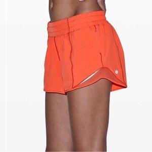Lululemon - Hotty Hot Short II *Long 4" - Sz 6 - 
Hot Sunset